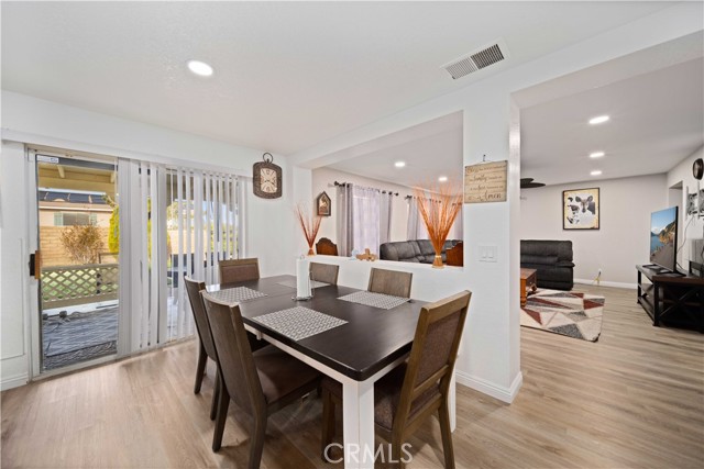 Detail Gallery Image 9 of 28 For 38661 Annette Ave, Palmdale,  CA 93551 - 5 Beds | 2/1 Baths
