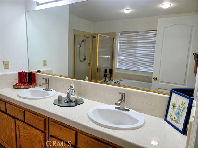 Detail Gallery Image 39 of 57 For 7835 N Matus, Fresno,  CA 93720 - 5 Beds | 3/1 Baths