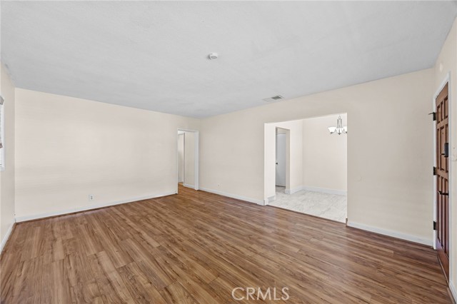 Detail Gallery Image 6 of 26 For 267 E 45th Street, San Bernardino,  CA 92404 - 3 Beds | 1 Baths