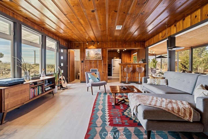 MLS #SR25083333 img 12