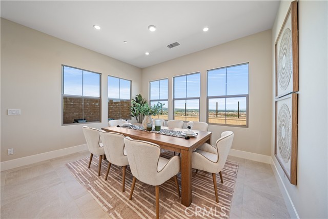 Detail Gallery Image 23 of 72 For 105 Sunnyslope, Irvine,  CA 92618 - 4 Beds | 4/1 Baths