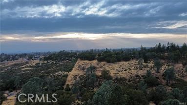 https://media.crmls.org/medias/beb3a60a-1ea0-4299-817d-da322e540f8e.jpg?preset=X-Large