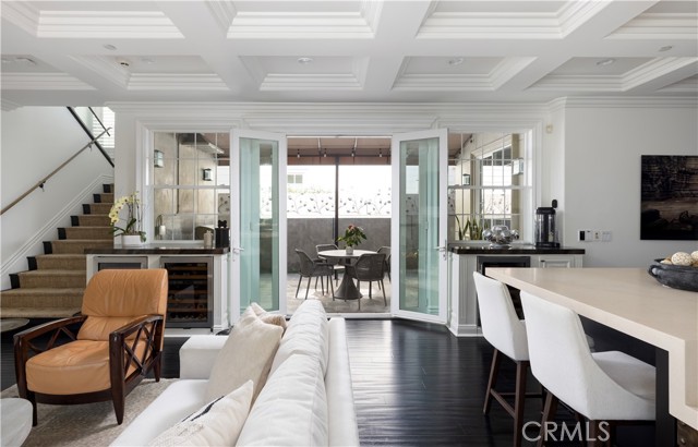 2681 Crestview Drive, Newport Beach CA: https://media.crmls.org/medias/beb4a457-cec5-485f-9358-b645b27dcf6f.jpg