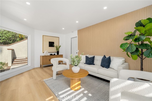 Detail Gallery Image 12 of 36 For 1 Misty Meadow #30, Irvine,  CA 92612 - 3 Beds | 3 Baths