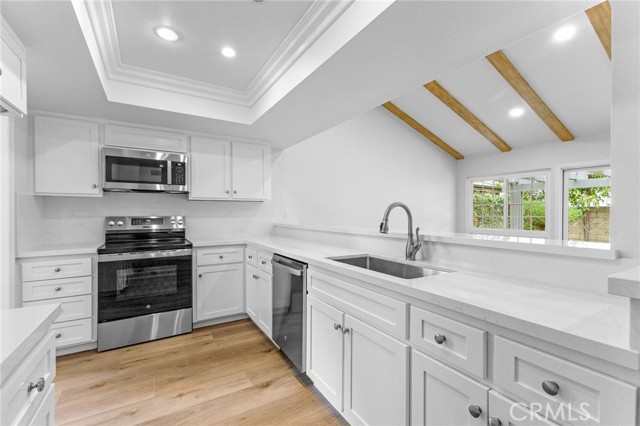 10281 Kings Street, Los Alamitos CA: https://media.crmls.org/medias/beb4ff7c-7105-4feb-878c-4975c7763860.jpg