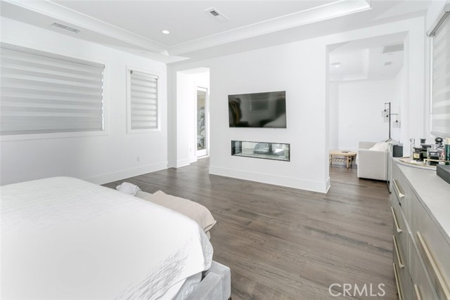 Detail Gallery Image 48 of 69 For 20300 W Windsor Ln, Northridge,  CA 91326 - 5 Beds | 6 Baths