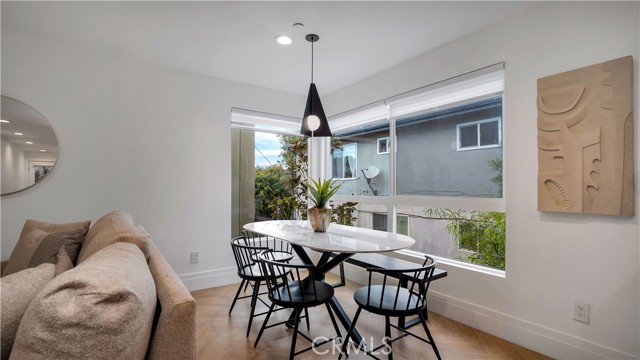 Detail Gallery Image 6 of 18 For 1351 1/2 Seward, Los Angeles,  CA 90028 - 2 Beds | 2 Baths