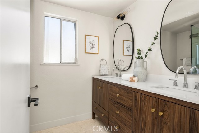 Detail Gallery Image 20 of 29 For 19010 Gunlock, Carson,  CA 90746 - 5 Beds | 3 Baths