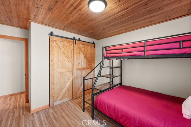 Detail Gallery Image 14 of 28 For 1025 E Country Club, Big Bear City,  CA 92314 - 3 Beds | 2 Baths