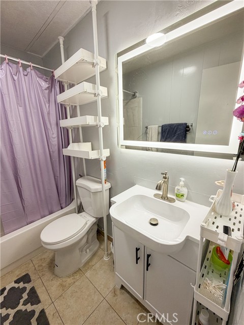 Detail Gallery Image 7 of 10 For 3929 W 5th St, # 15, Santa Ana,  CA 92703 - 2 Beds | 2 Baths