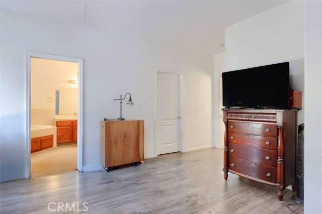 10419 N Woodrow Avenue, Fresno CA: https://media.crmls.org/medias/beb72d1e-faab-467c-993b-7823d8aa5ae4.jpg