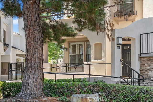 Detail Gallery Image 2 of 34 For 141 La Mirage Cir, Aliso Viejo,  CA 92656 - 2 Beds | 2 Baths