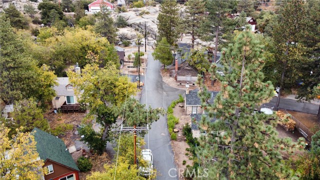 Detail Gallery Image 19 of 19 For 32961 Squirrel, Arrowbear,  CA 92382 - 2 Beds | 1 Baths