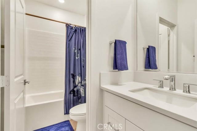 Detail Gallery Image 16 of 35 For 346 Tank, Irvine,  CA 92618 - 4 Beds | 3/1 Baths