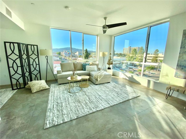 Detail Gallery Image 1 of 1 For 285 W 6th St #509,  San Pedro,  CA 90731 - 1 Beds | 1 Baths