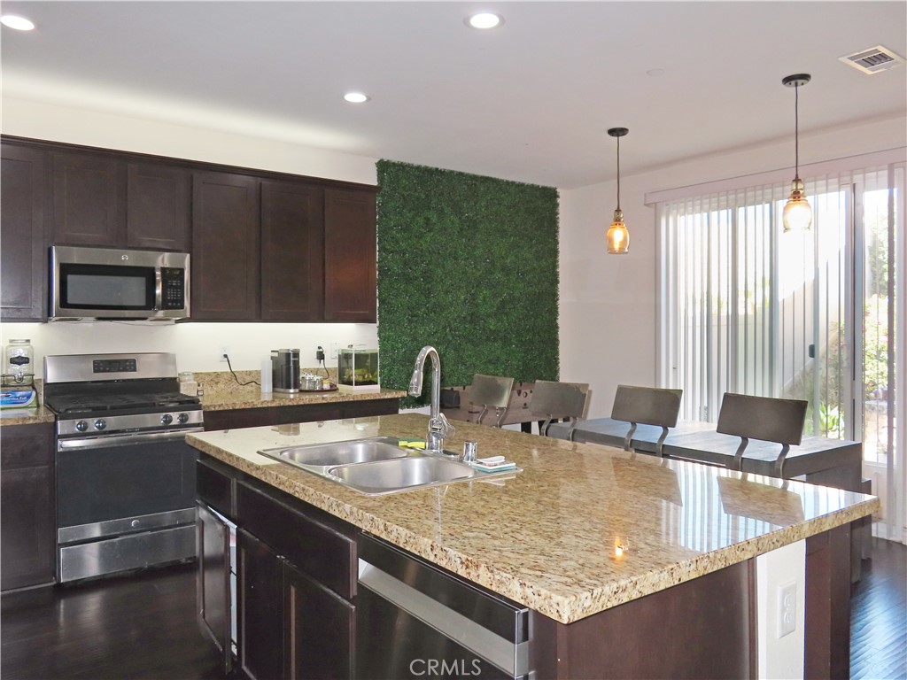 MLS #IV25225970 image #14