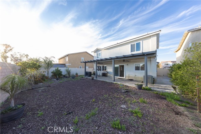 Detail Gallery Image 3 of 31 For 1180 Vista Montana, San Jacinto,  CA 92582 - 3 Beds | 2/1 Baths