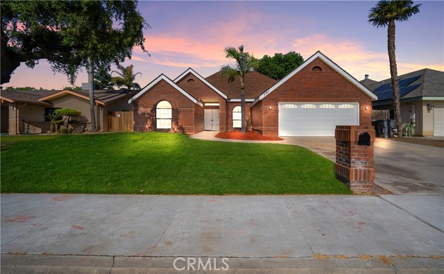 Image 1 of 33 For 791 Redwood Avenue