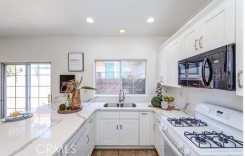 Detail Gallery Image 11 of 47 For 7413 Western Bay, Buena Park,  CA 90621 - 3 Beds | 2/1 Baths