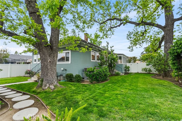 Detail Gallery Image 23 of 41 For 952 E Palmyra Ave, Orange,  CA 92866 - 3 Beds | 2 Baths