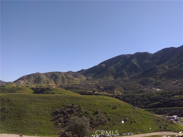 Detail Gallery Image 11 of 20 For 7840 Reche Canyon Rd, Colton,  CA 92324 - 6 Beds | 4 Baths