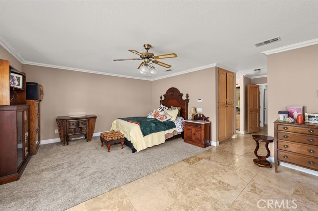 36608 Oak Ridge Drive, Yucaipa CA: https://media.crmls.org/medias/bebabe0b-80a9-4a93-80de-cc4cec2cb76a.jpg