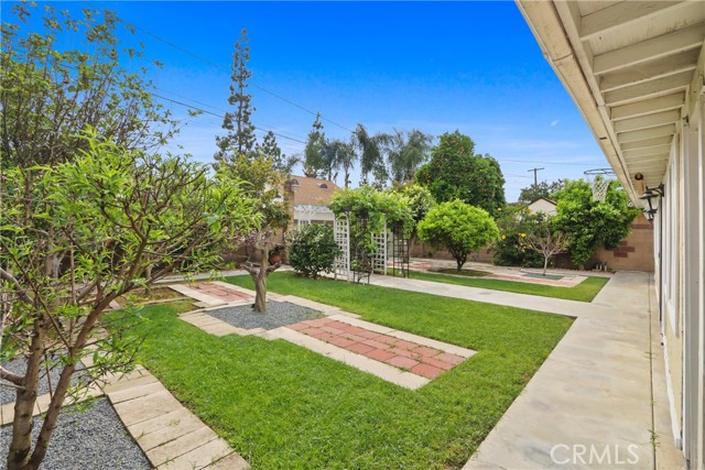 Detail Gallery Image 14 of 15 For 9558 Bert St, Pico Rivera,  CA 90660 - 2 Beds | 1 Baths