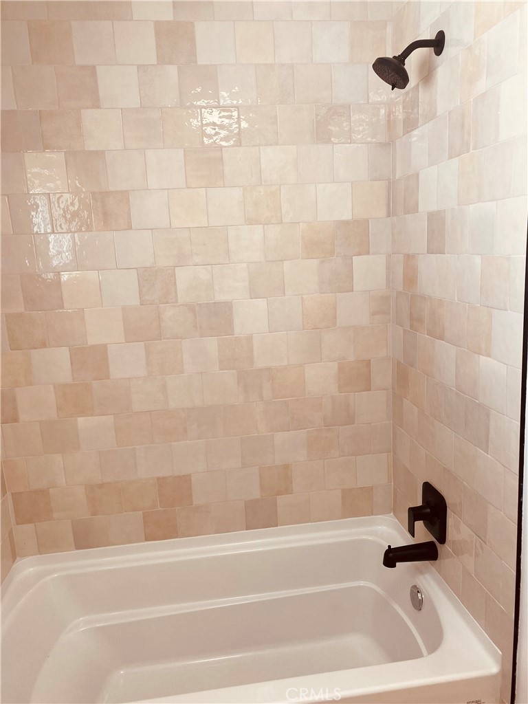 https://media.crmls.org/medias/bebc50d0-48be-461b-a97a-8d7e1fab324b.jpg?preset=X-Large