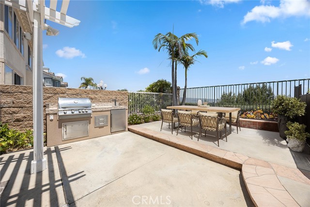1262 S Night Star Way, Anaheim Hills CA: https://media.crmls.org/medias/bebd0e62-7b8d-453d-a308-52cd3c80a254.jpg
