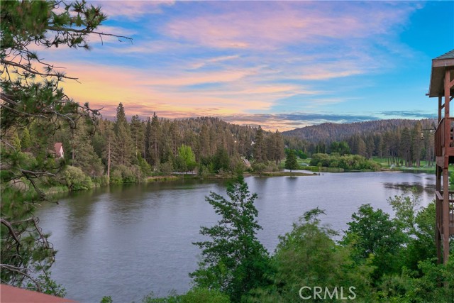 781 Brentwood Drive, Lake Arrowhead CA: https://media.crmls.org/medias/bebe9b34-0a91-46ba-ab7c-738a50cff1b5.jpg