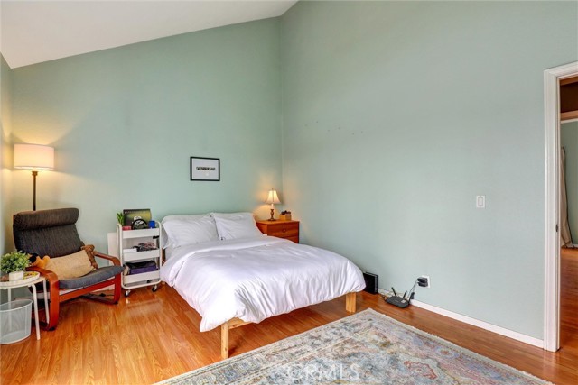 533 Walnut Avenue, Long Beach CA: https://media.crmls.org/medias/bebf7786-aaf5-4516-af6f-f2adc9897caa.jpg