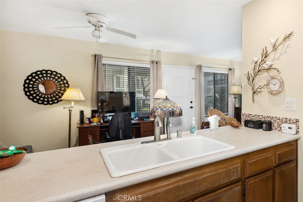 Bebf9195 7049 48c0 B401 Fc0d4cee1dfe