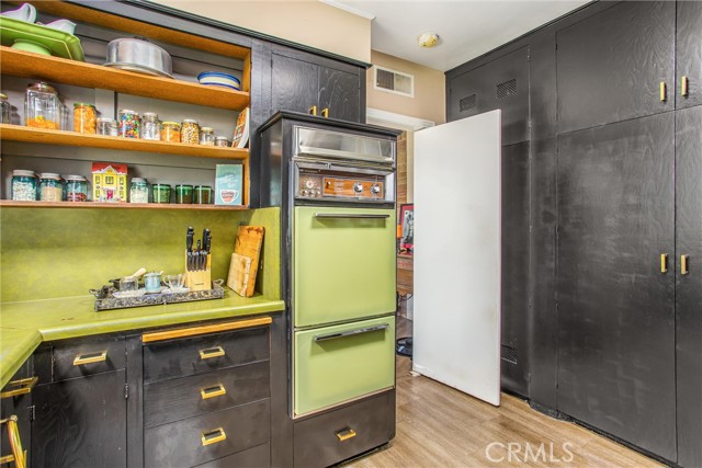 1872 Arroyo Drive, Riverside CA: https://media.crmls.org/medias/bebf931c-f6be-46ac-a8c7-4ad0f8ee25fb.jpg