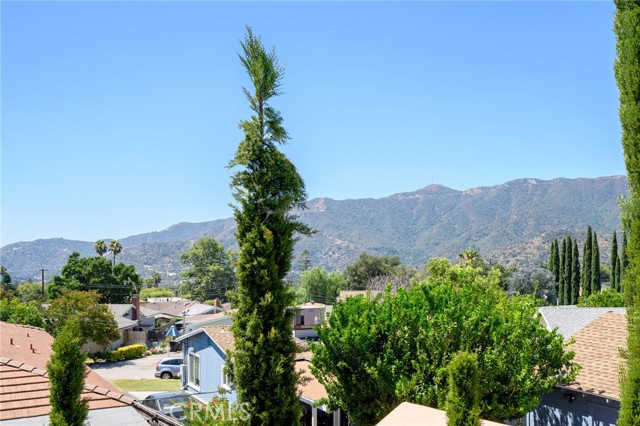Detail Gallery Image 19 of 25 For 2526 Foothill Bld #1/2,  La Crescenta,  CA 91214 - 2 Beds | 1 Baths