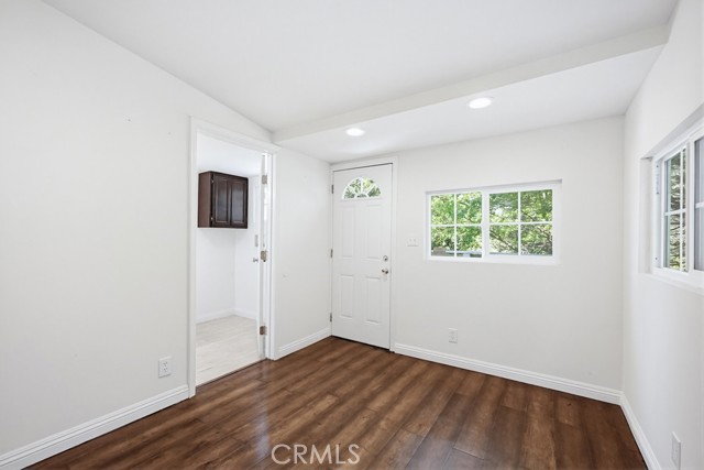 22951 Redwood, Crestline, CA 92325