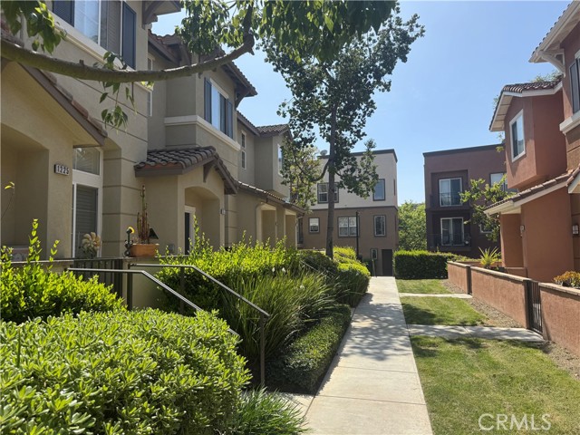 Detail Gallery Image 27 of 43 For 1219 Olson Dr, Fullerton,  CA 92833 - 3 Beds | 2/1 Baths