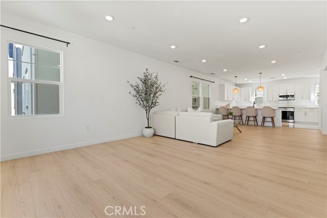 Detail Gallery Image 11 of 33 For 2533 Projection St, South El Monte,  CA 91733 - 4 Beds | 3/1 Baths