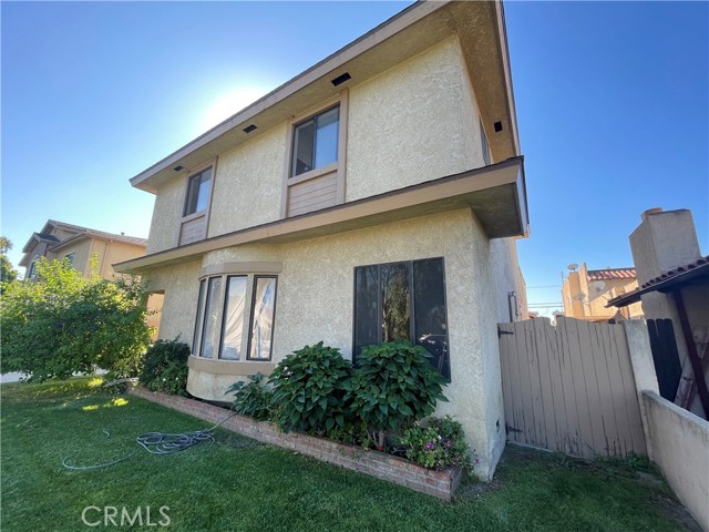 MLS# OC23190044