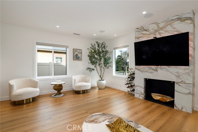 Detail Gallery Image 9 of 40 For 2185 Paloma, Pasadena,  CA 91104 - 3 Beds | 3 Baths