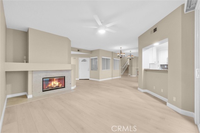 Detail Gallery Image 10 of 32 For 2422 Paseo Circulo, Tustin,  CA 92782 - 2 Beds | 2/1 Baths