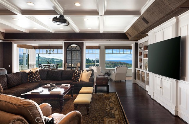 1 San Mateo Way, Corona del Mar CA: https://media.crmls.org/medias/bec37c3d-0a0d-46ef-9df4-274b2ed92e66.jpg
