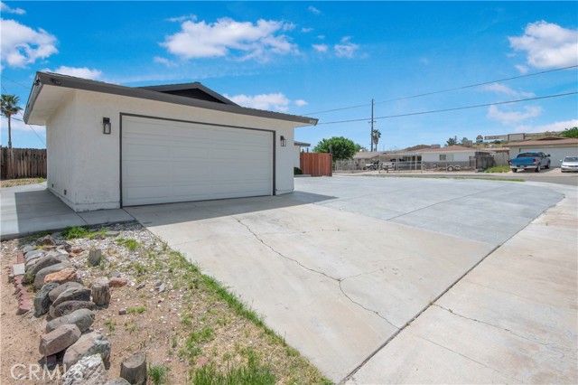 Detail Gallery Image 2 of 43 For 900 Ann St, Barstow,  CA 92311 - 3 Beds | 2 Baths