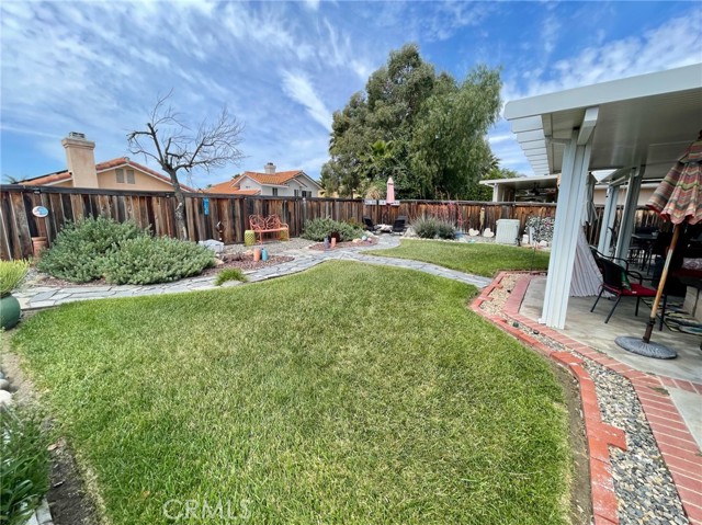 Detail Gallery Image 2 of 36 For 27503 Dandelion Ct, Temecula,  CA 92591 - 3 Beds | 2/1 Baths