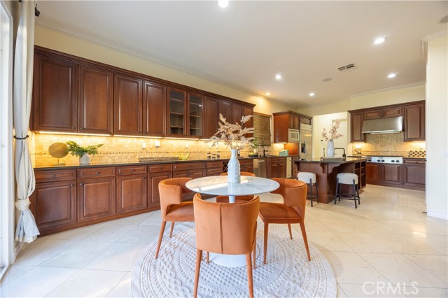 12920 Evermay Court, Rancho Cucamonga CA: https://media.crmls.org/medias/bec548e3-f35f-491d-b169-f949e8e7845a.jpg