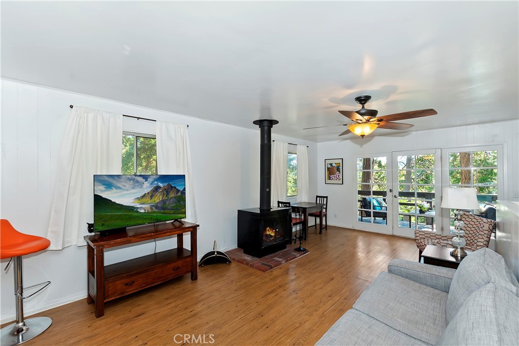 Bec5E988 7Ffd 4F82 Ba0C F4169340A3D0 23717 Scenic Drive, Crestline, Ca 92325 &Lt;Span Style='BackgroundColor:transparent;Padding:0Px;'&Gt; &Lt;Small&Gt; &Lt;I&Gt; &Lt;/I&Gt; &Lt;/Small&Gt;&Lt;/Span&Gt;