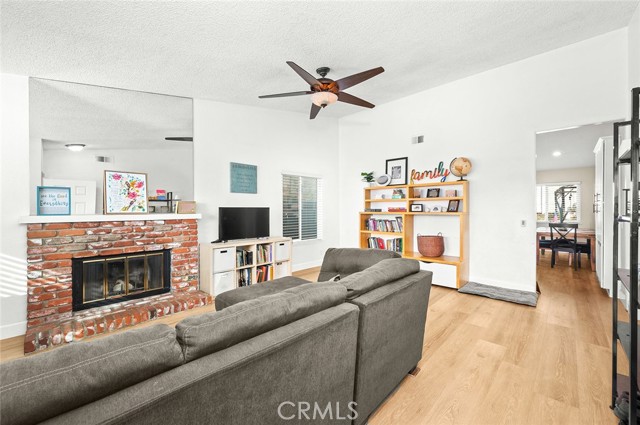 Detail Gallery Image 4 of 40 For 7297 Meadowlark, Rancho Cucamonga,  CA 91701 - 4 Beds | 2 Baths