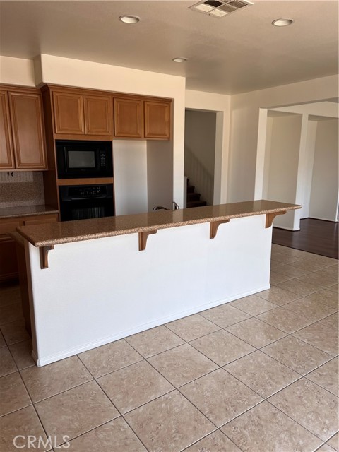 Detail Gallery Image 11 of 39 For 13449 Running Deer Cir, Corona,  CA 92880 - 4 Beds | 3 Baths
