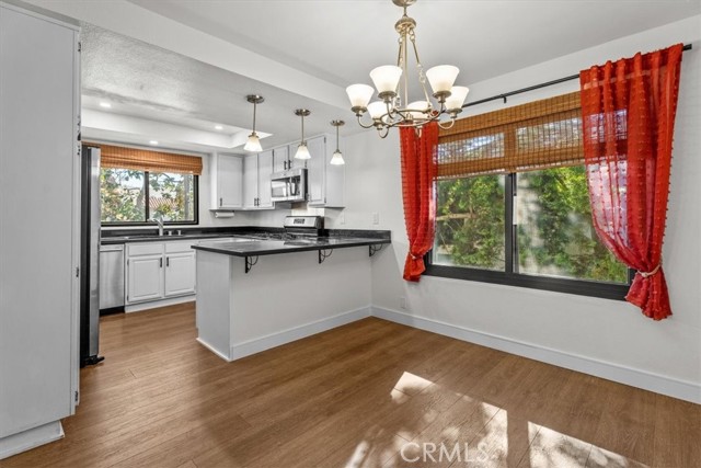 Detail Gallery Image 3 of 30 For 935 Main St #202,  El Segundo,  CA 90245 - 2 Beds | 2 Baths