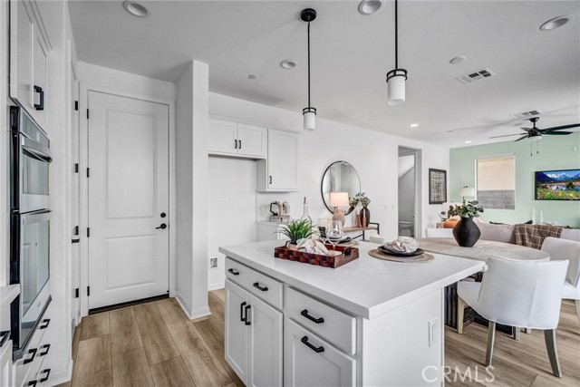 Detail Gallery Image 14 of 27 For 653 Longhorn, Rancho Mission Viejo,  CA 92694 - 3 Beds | 2/1 Baths