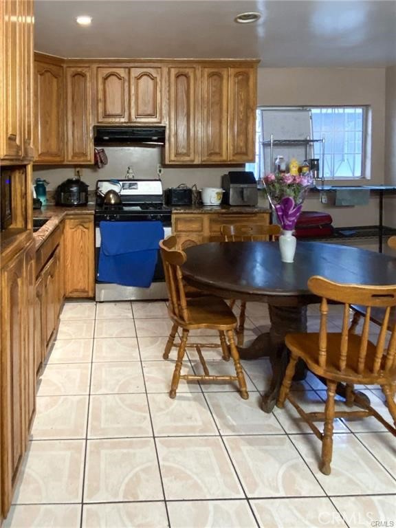 2823 Budau Avenue, Los Angeles CA: https://media.crmls.org/medias/bec975dd-33a5-4619-a927-3cf4cb199515.jpg